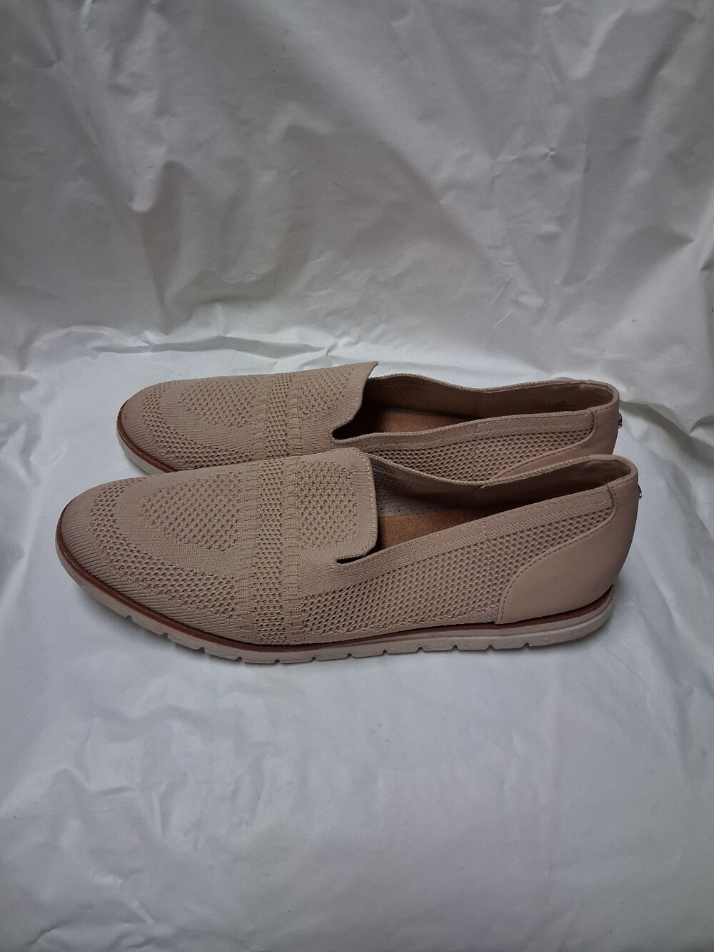 Easy Spirit Knit Slip-On Loafers in Tan Sz 10M Womens Preowned